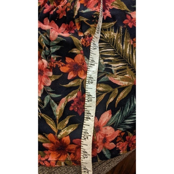 American Eagle Floral Halter Pantsuit Medium, Back Zip - Picture 9 of 10